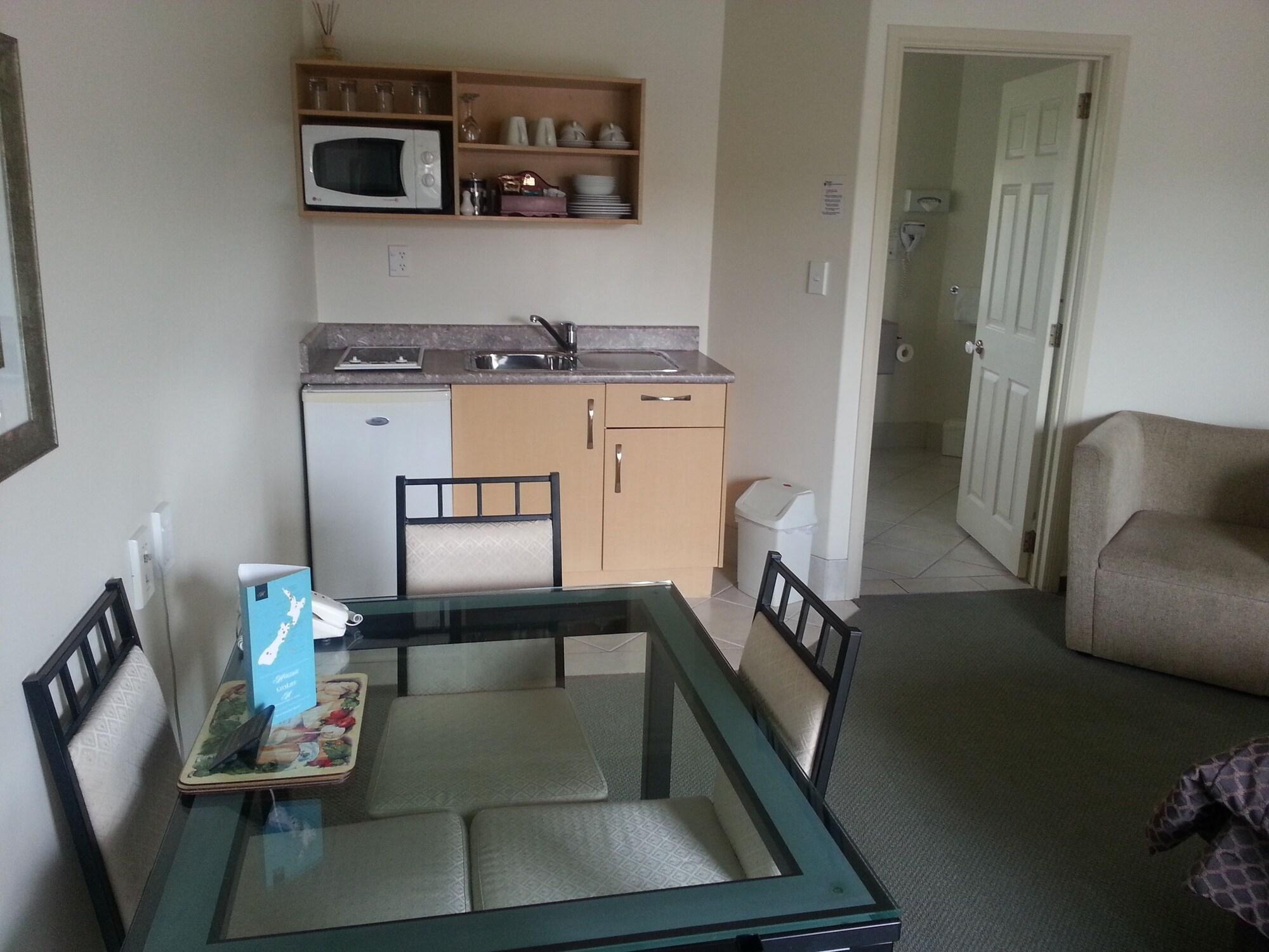 Stay 280 & Stay 284 Rotorua - Refurbished Modern Accommodation Exterior photo